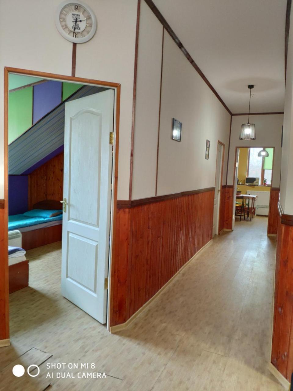 Hostel Vokzal Мукачево Экстерьер фото